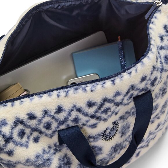 Victoria's Secret PINK Cozy Plush Fuzzy Weekender Duffle Bag Blue and Cream NWT - Picture 7 of 9